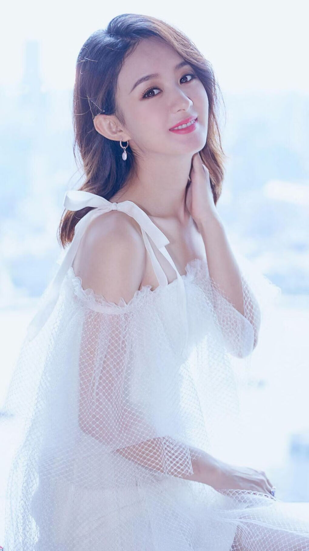 爱游戏官网-希腊男篮在欧洲锦标赛中再获荣耀，王者风范依旧不衰，希腊国家男篮