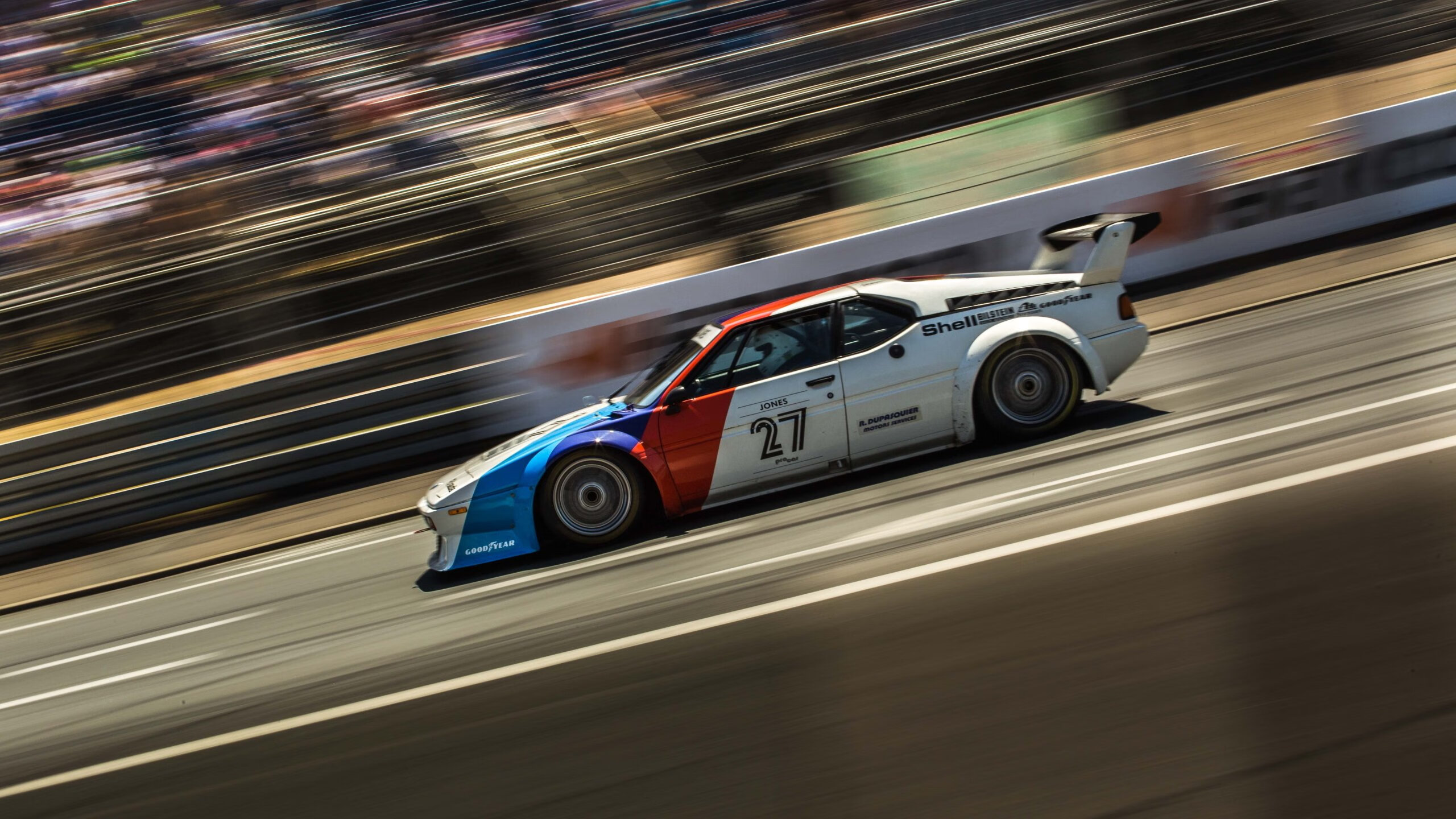 李冰洁稳中见勇 为中国泳坛添信心，李冰洁比赛