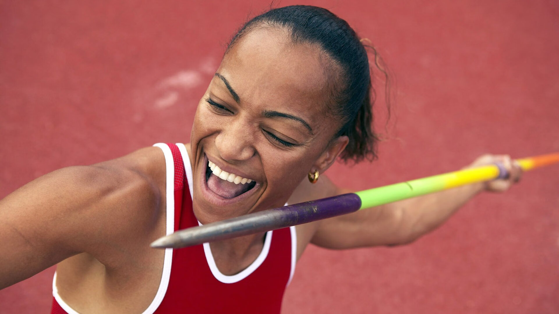 《电竞偏见与认知误区：行业内外的辩论热潮》，对电竞认知的误解